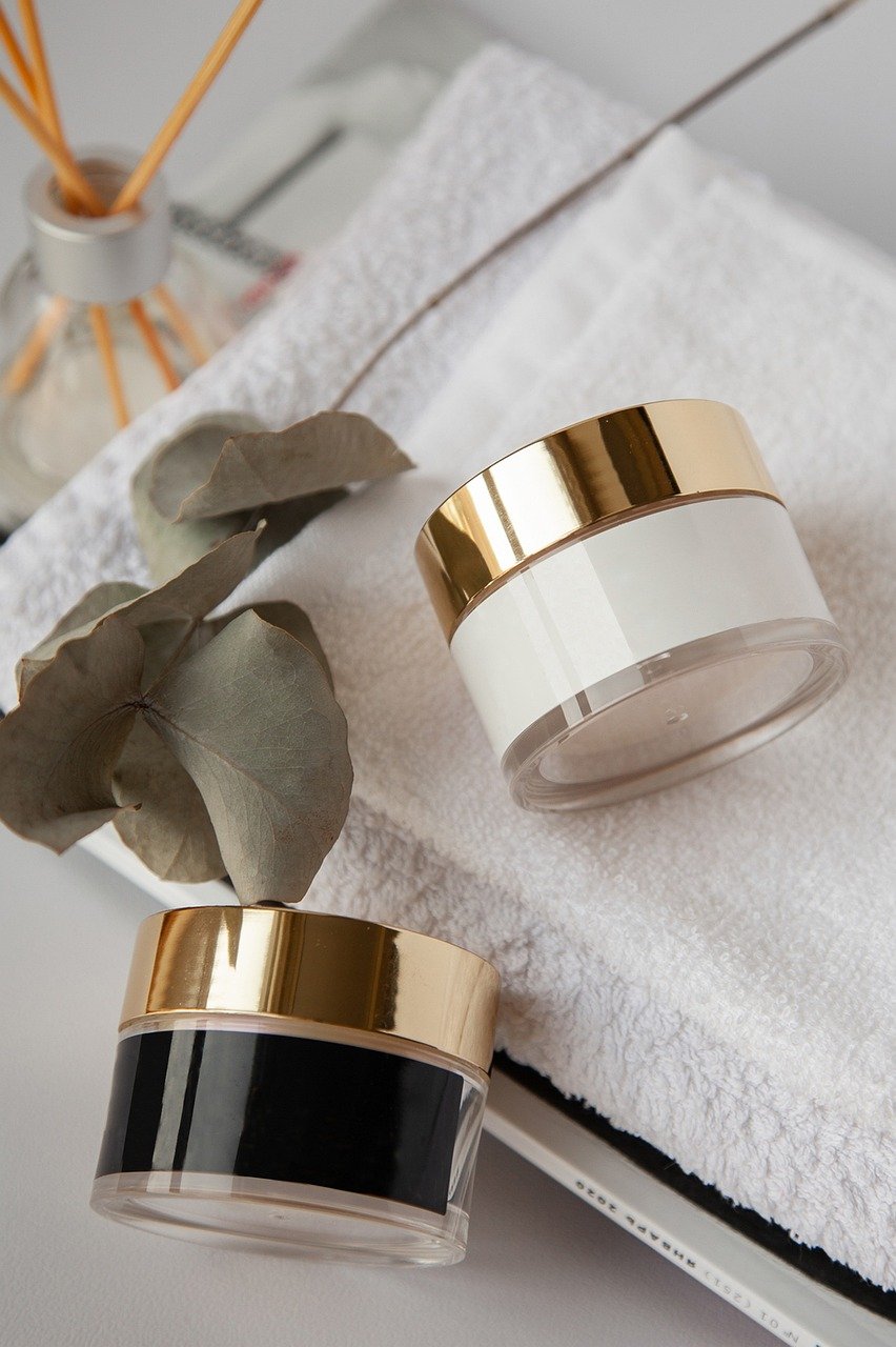 Photo by 14751294 women, cosmetic, night