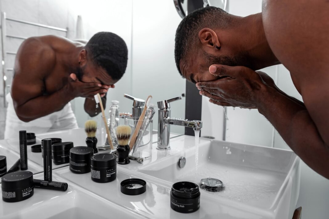 5 Essential Steps for a Basic Men's Grooming Routine